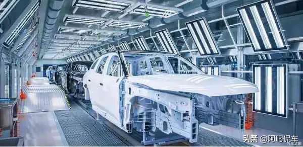 车漆镀晶喷漆使用后弊端,车漆打蜡还是镀晶比较合适一些