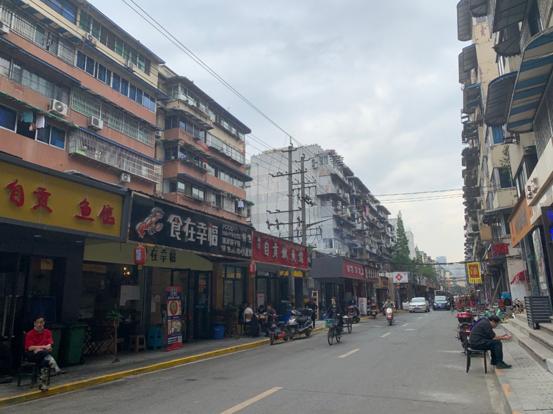 逃离北上去成都定居的年轻人，现在后悔了么？