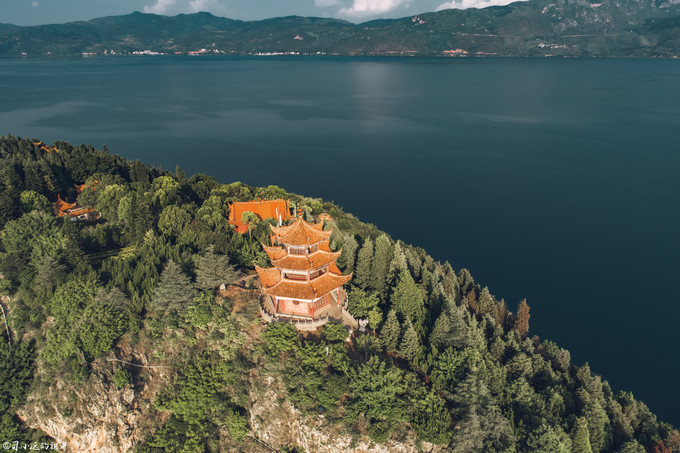 2001年抚仙湖水下古城真实视频,罕见的湖泊风光摄影