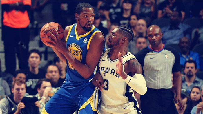 杜兰特捕捉尼克斯球迷,杜兰特怒吼庆祝尼克斯