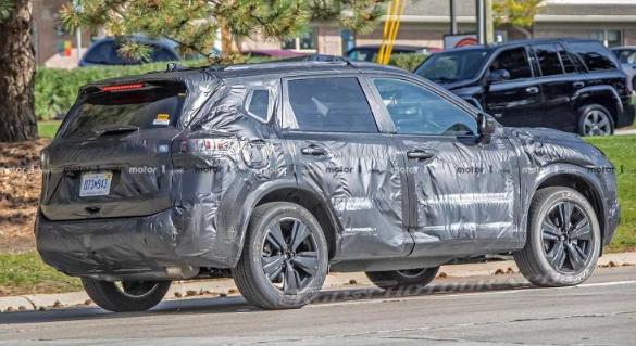 静态体验新款奇骏外观更加科技,全新日产奇骏外观和内饰