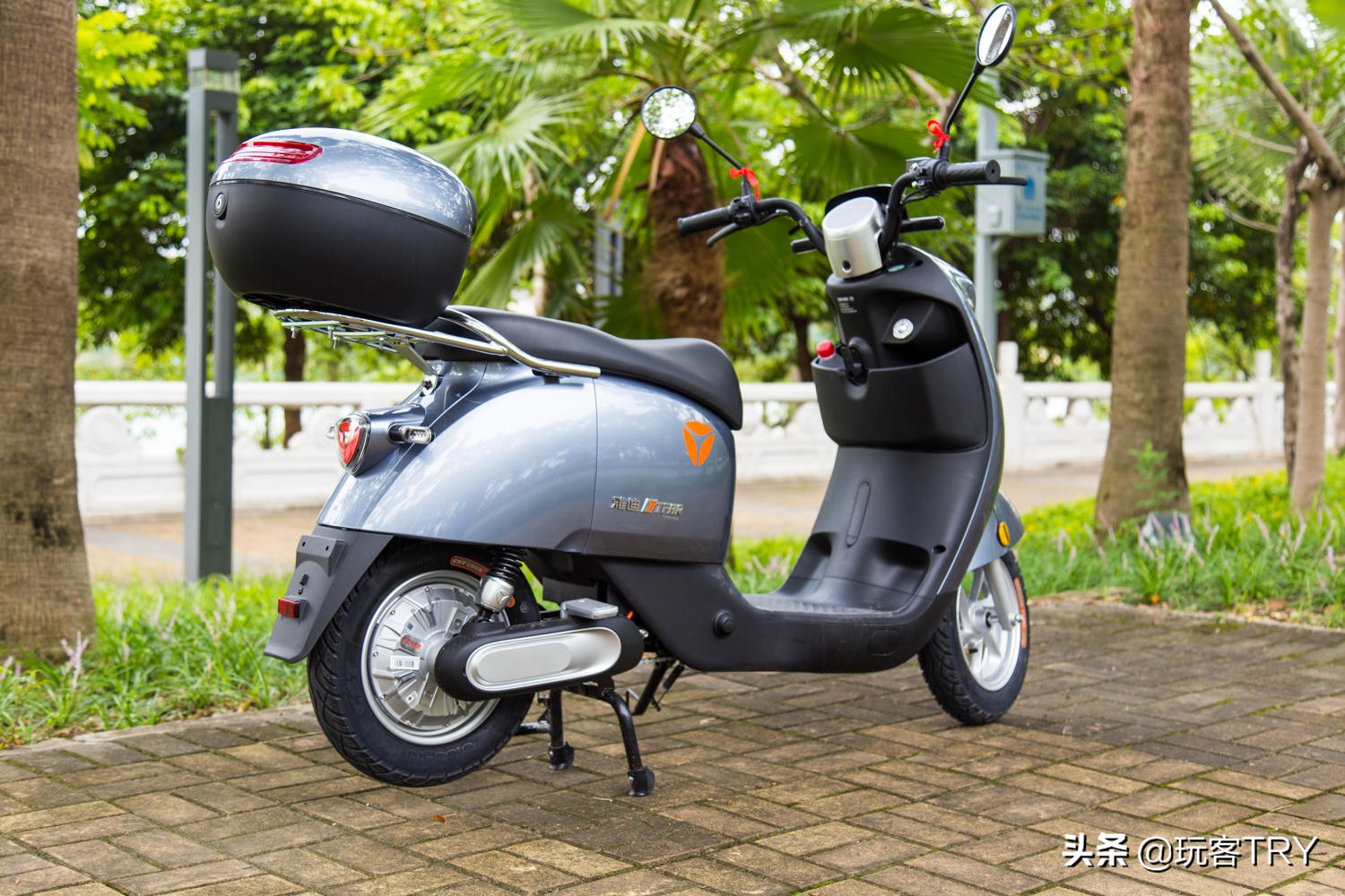 雅迪dm6真实价格,测评一辆1万多的雅迪电动车