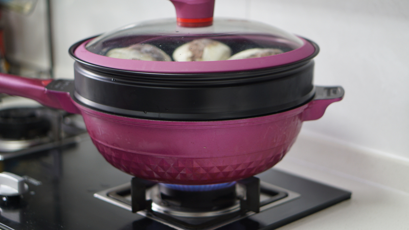 英国帝伯朗钛钻不粘锅,做一桌好菜,只需要这一口锅