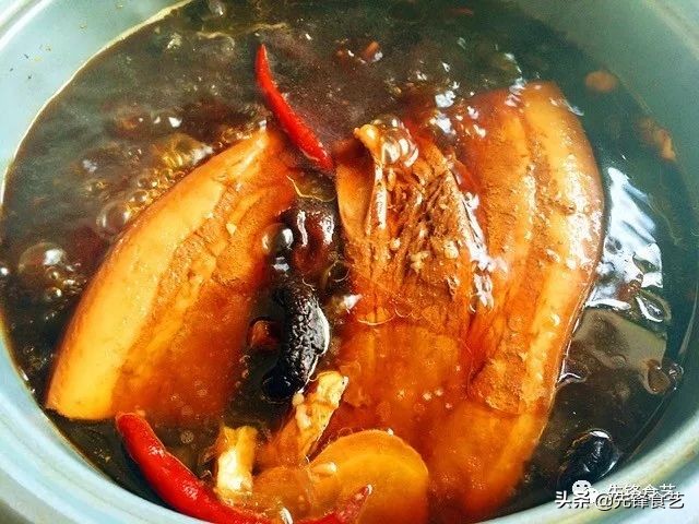 卤菜中什么香料有麻舌感,卤菜回味佐料