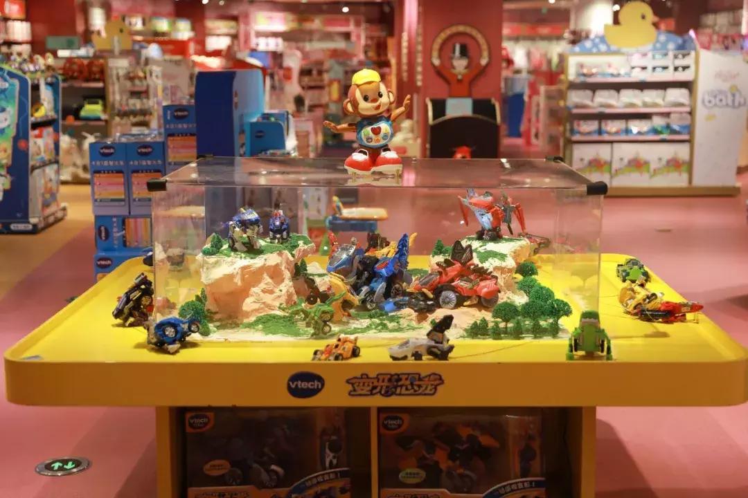 西湖边的游乐场,杭州玩具王国儿童乐园