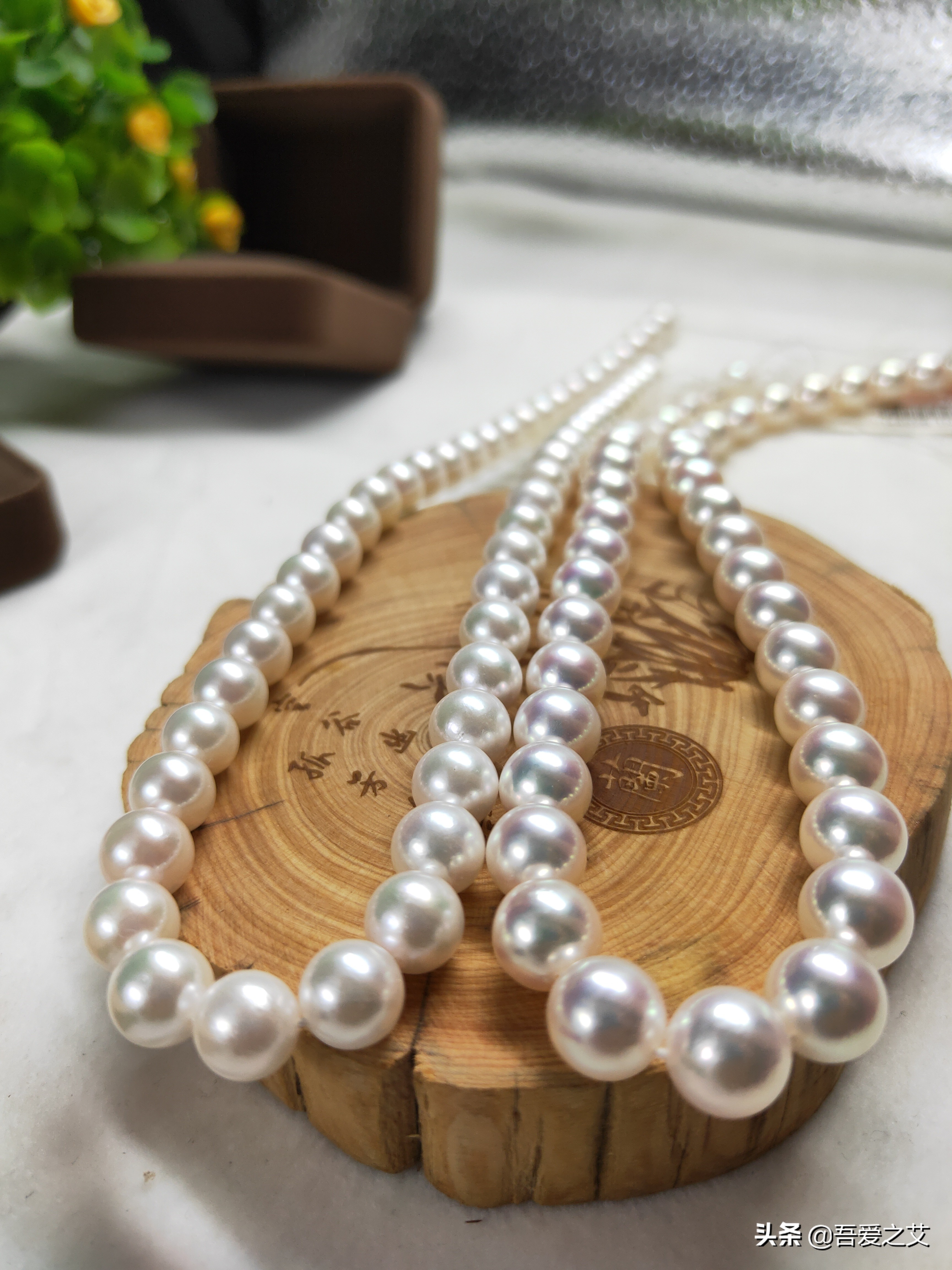 养殖珍珠和淡水珍珠的区别,淡水珍珠和淡水养殖珍珠有区别吗