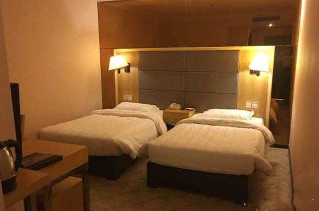 贵州旅游3日游最佳游玩攻略,云南贵州什么季节游玩比较好