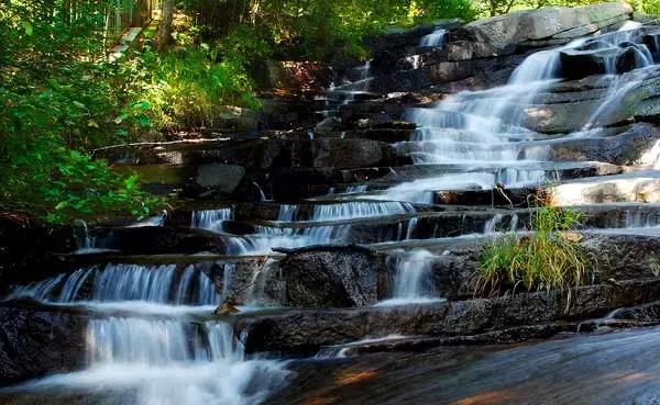 俺也用上对讲机了，冒充一回领队，越玩越专业，呵呵