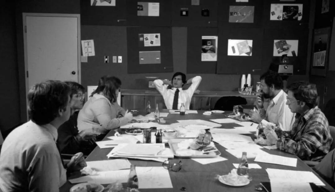 乔布斯人生经历和启示,乔布斯遗失的访谈尘封16年