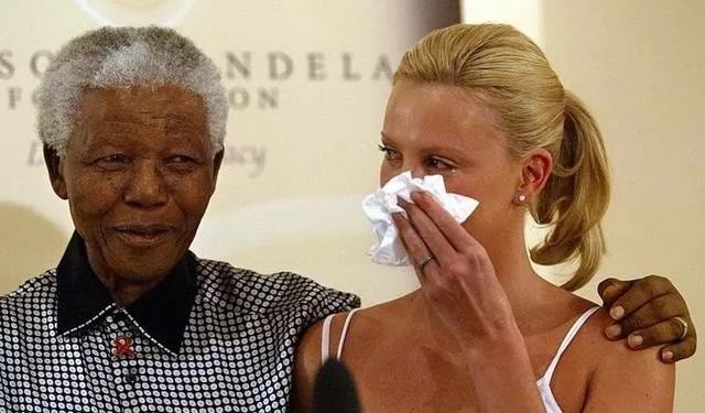 43岁大妈也能变小仙女,40岁还能美回20岁吗