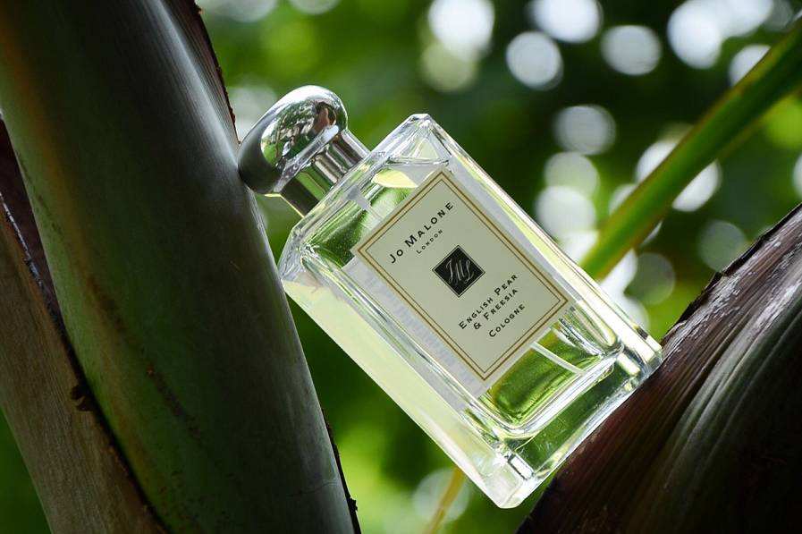 夏天可以喷什么清新香水,适合夏季喷的淡香水推荐女生专用