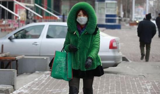 濡诲瓙鍥炲瀹舵嬁涓滆タ琚笀澶墖鑰冲厜,濡诲瓙鍥炲鍚庢垜鐩存帴缁欎簡濂逛竴宸存帉