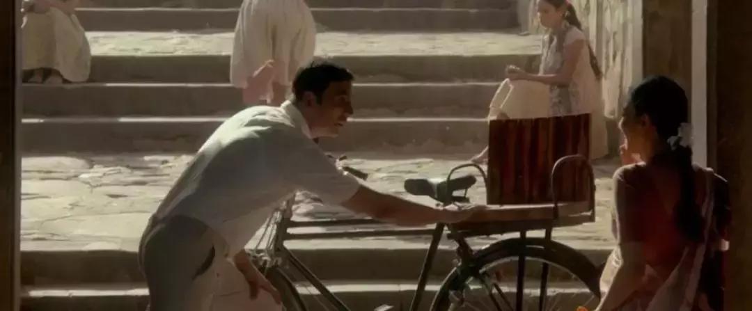 出轨的妻子被赶出家门,出轨女子被赶出家门