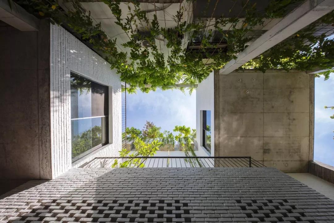 他花1500万在浙江农村造房,他花150万造一个家