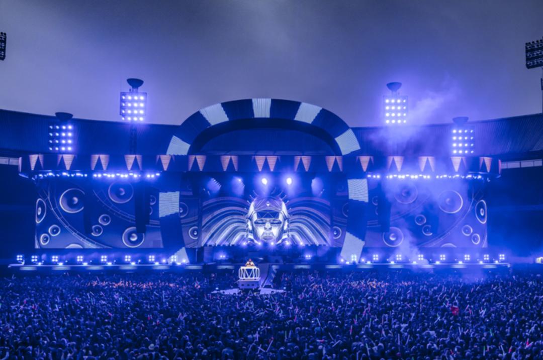 偶像线上演唱会扎堆的“黑科技”背后，是价值数千亿美元的新市场