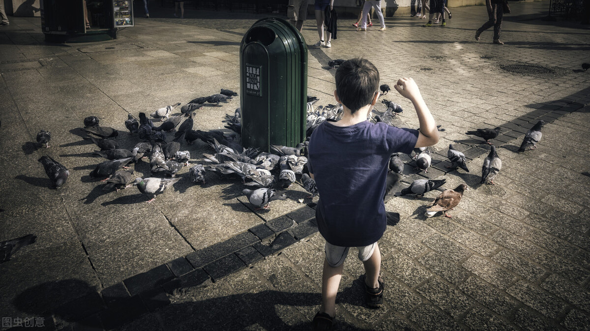 爸妈吵架时我该怎么办,爸妈老是吵架我好像得了抑郁症