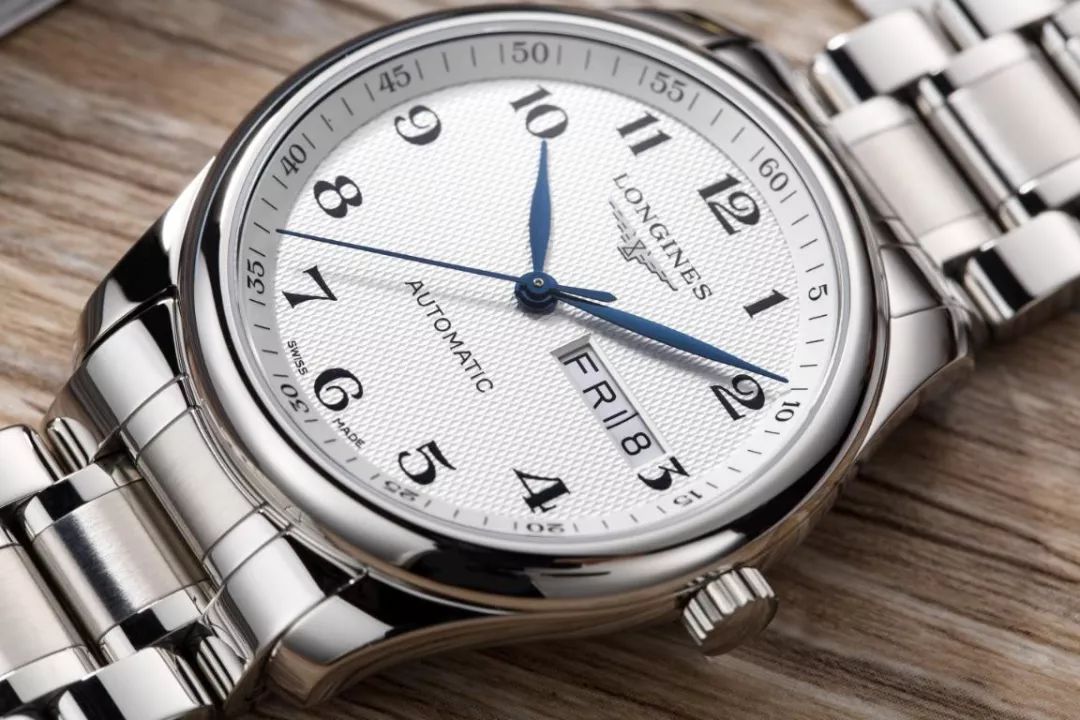 浪琴名匠适合月薪多少,戴浪琴名匠月收入