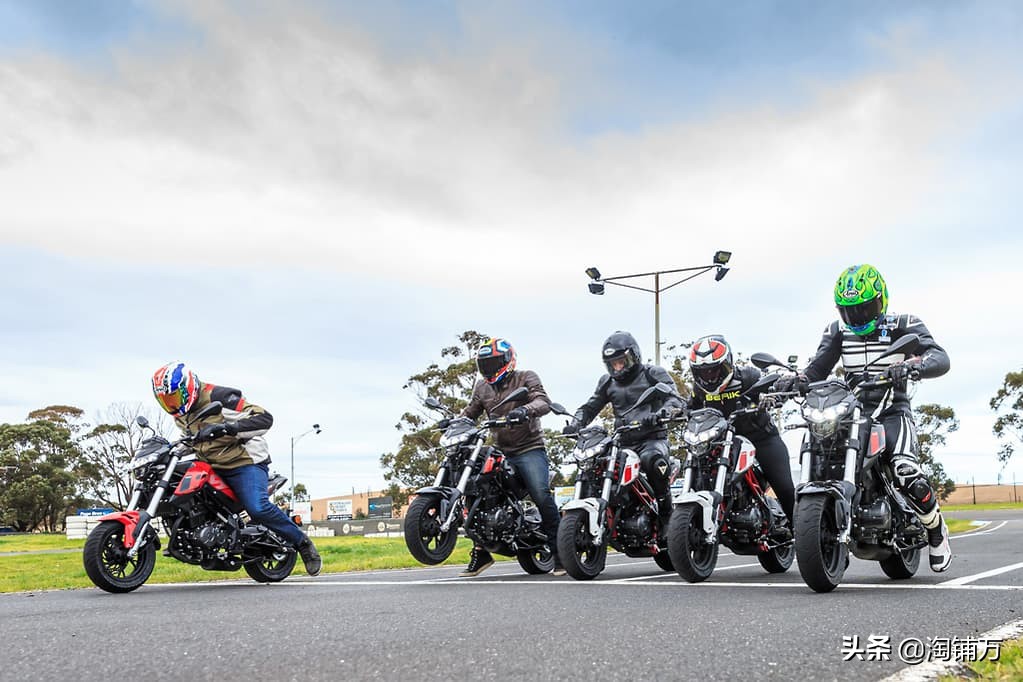 贝纳利小暴龙tnt135高配版,贝纳利小暴龙135可以上高速吗