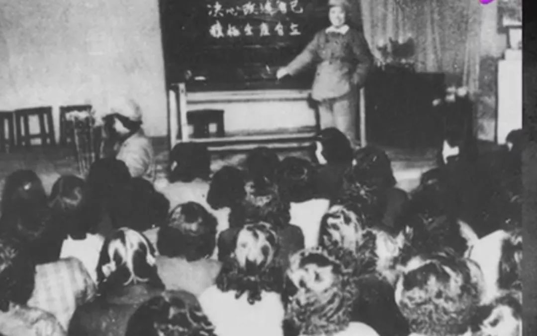 1949年北平被解放的女性,解放后青楼女子重新生活