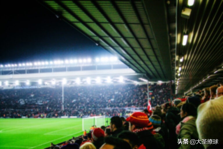 近十年英超联赛球衣获*彩博**公司赞助趋势：近5赛季居高不下