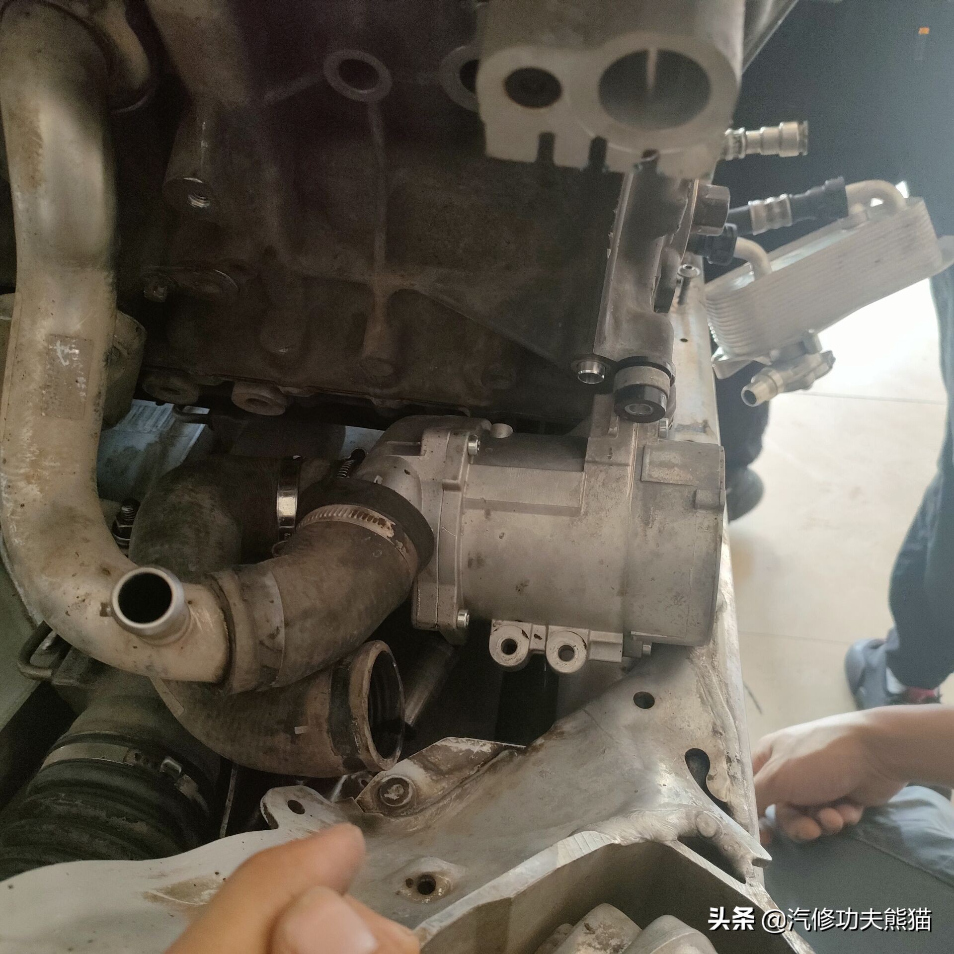 e90宝马325i容易烧机油,宝马e90325i烧机油能修好吗