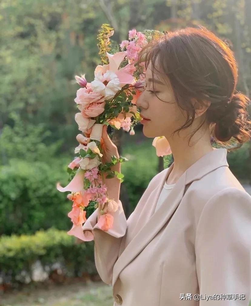 女人爱买衣服是不是一种病,爱买衣服爱打扮的女人