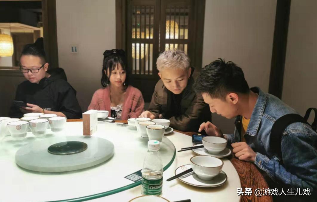 斗鱼户外主播洪湖小肖怎么样,斗鱼洪湖小肖首秀