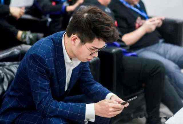 王者荣耀成都ag超玩会赛后鼓励图,王者荣耀ag最厉害的位置