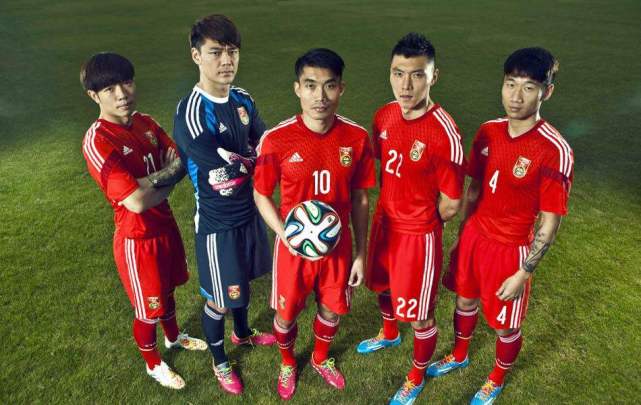 足球先生最新评选消息,足球艾神