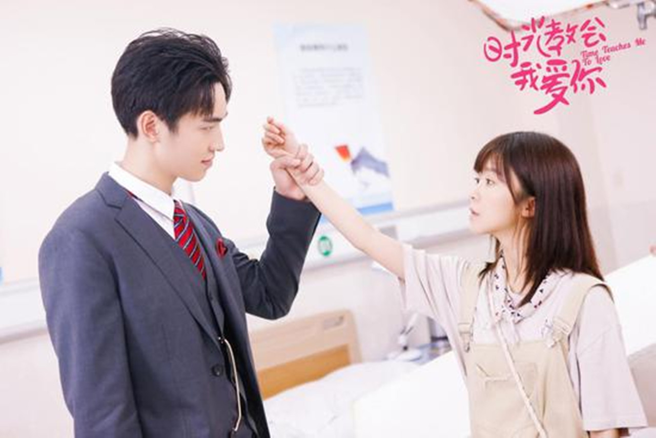 严禹豪演过的电影,时光教会我爱你严禹豪宋伊人吻戏