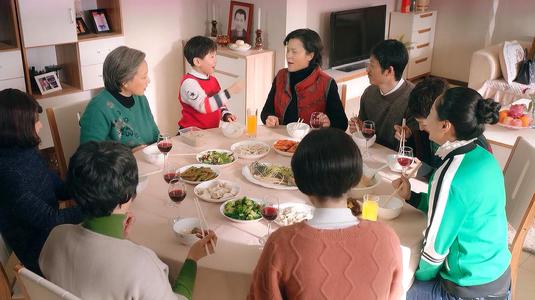 生完孩子多久之后就能出去了,生了孩子多久可以回娘家