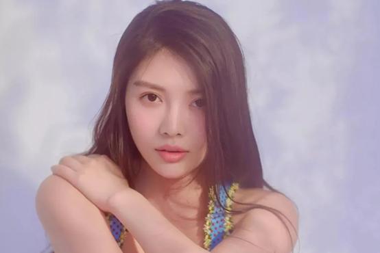 靠身材出道的两字女星,靠身材火的女星