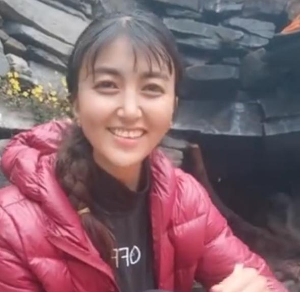 网红拉姆直播被烧的现场,网红拉姆遭前夫焚烧重度烧伤