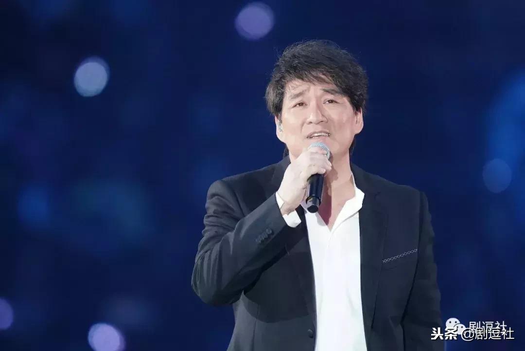 江苏卫视跨年是全开麦吗,江苏卫视跨年晚会live