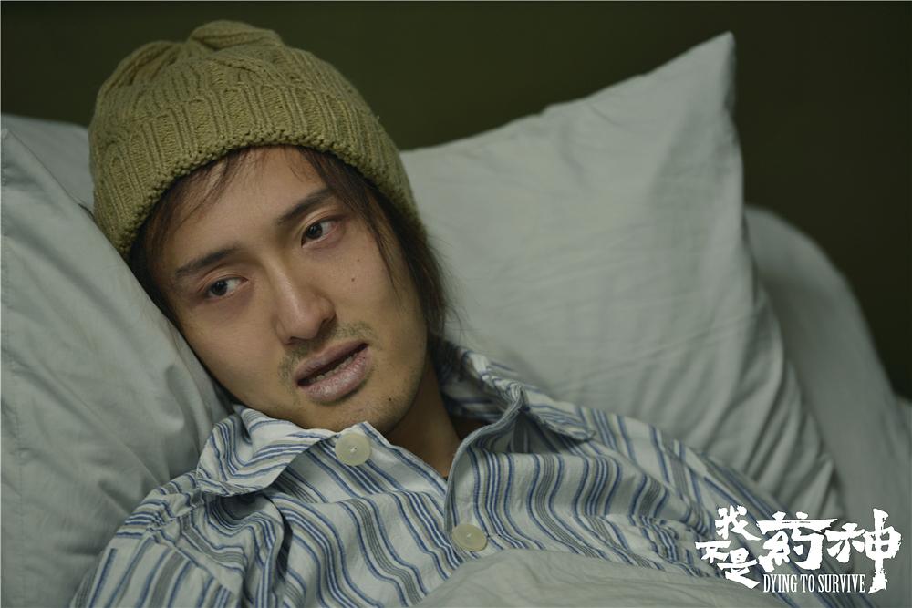 推荐42部经典黑色幽默电影,推荐几部搞笑的黑白风格电影