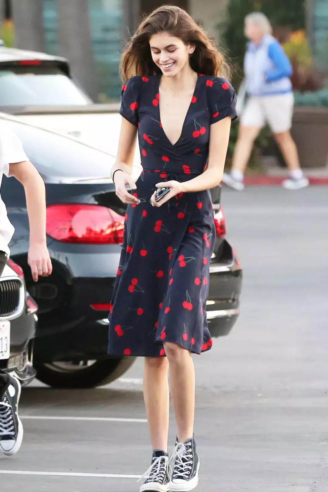 你排队摇号才能买到的匡威，娜比、泫雅和超模Gaia有50多双！