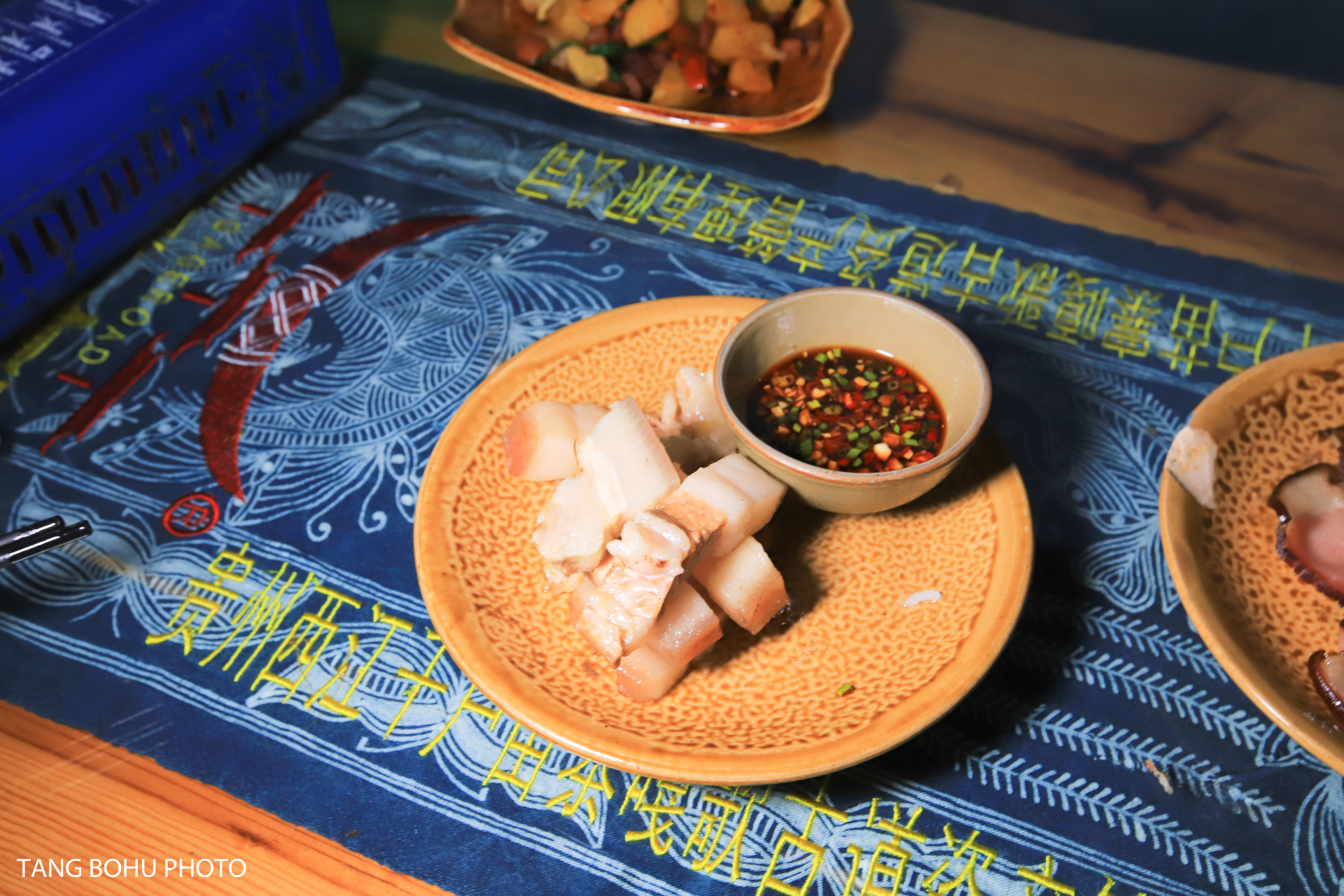 西江千户苗寨攻略住哪段好,第一次去西江千户苗寨怎么玩