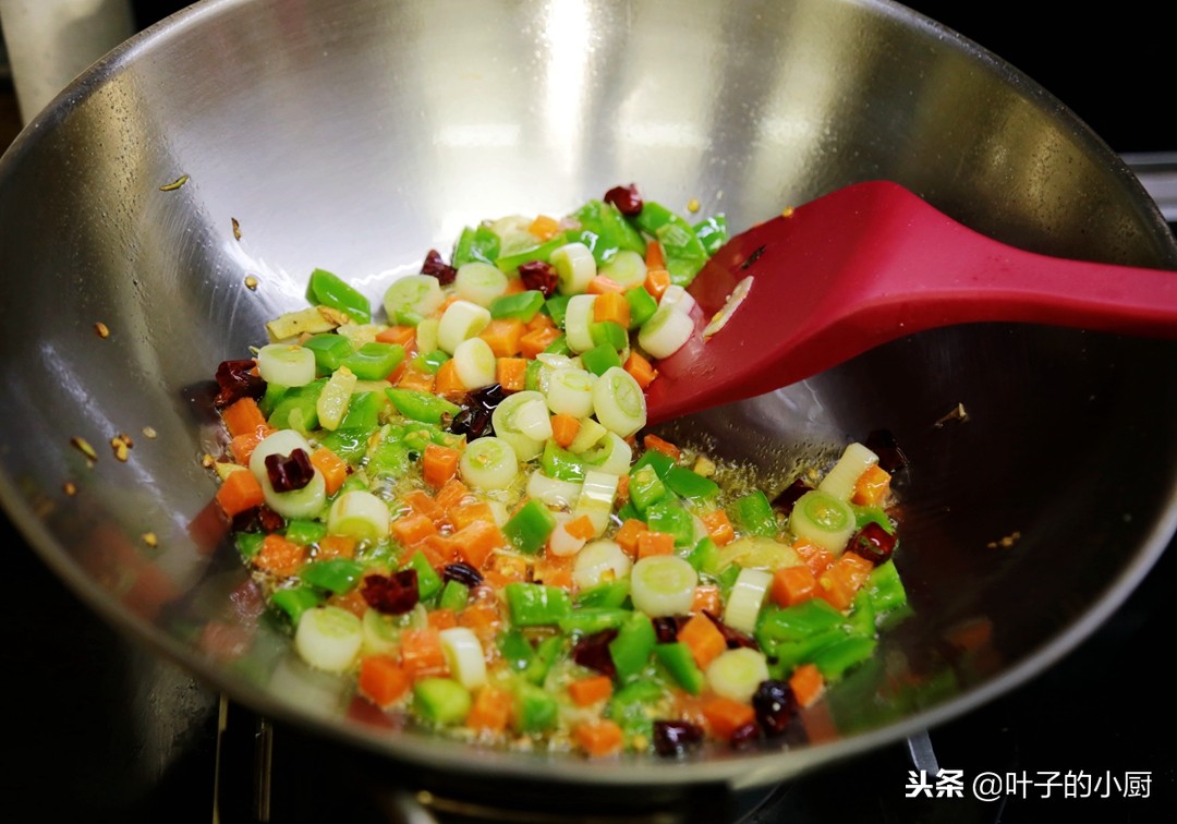 10个挑食宝宝就有9个妈妈束手无策,咋办?不如来学学这道菜吧