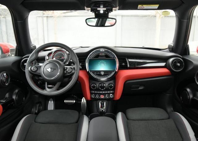 可萌可暴躁的MINIJCW，这款代步卡丁车，它到底怎么样