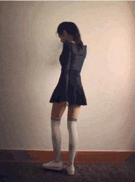 搞笑gif妹子的内心是崩溃的,搞笑gif妹子原来是个逗比