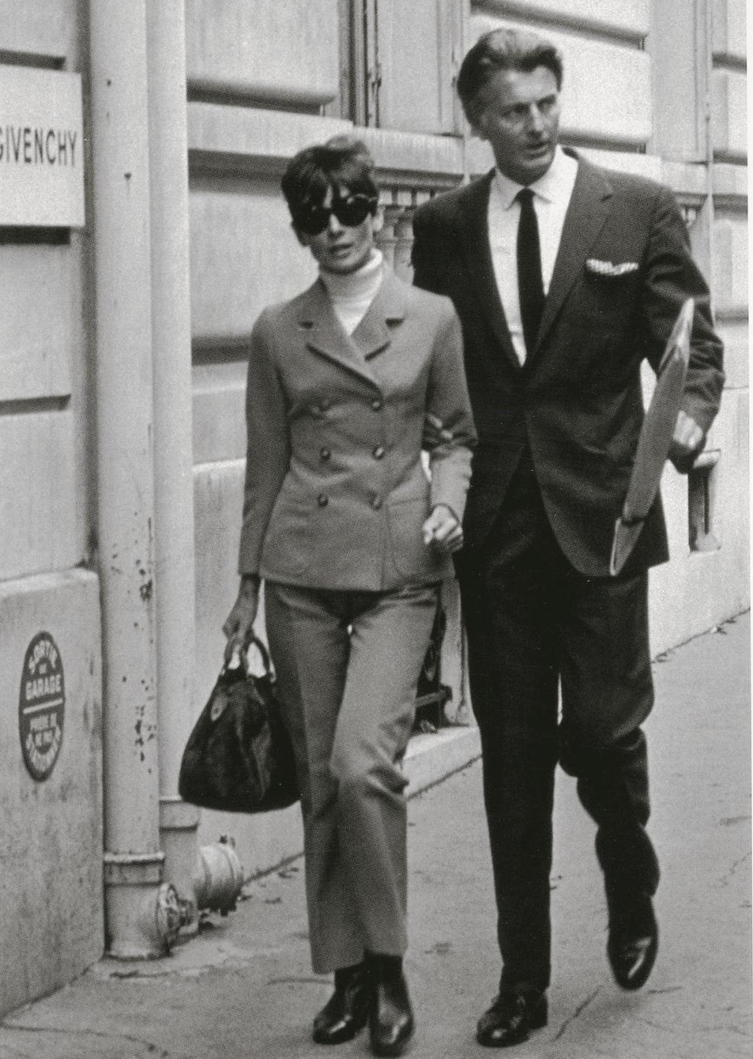 那个给Chloé设计出小猪包的设计师居然被Givenchy炒鱿鱼了