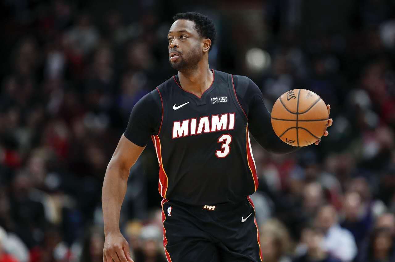 保罗将穿勇士3号球衣,穿3号球衣的球星是谁