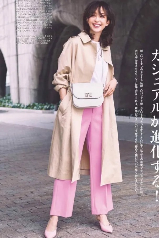 小白鞋不穿容易黄,小白鞋是不是不好卖