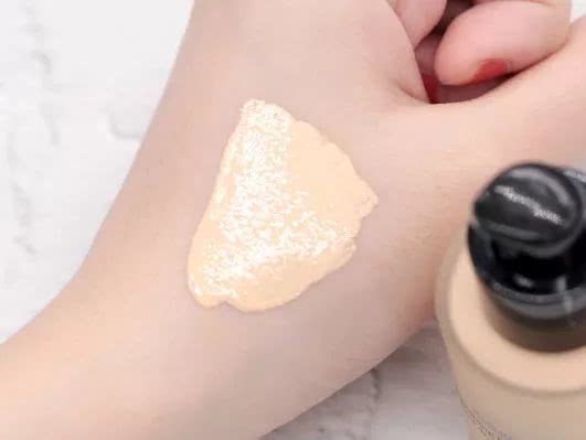 粉底液推荐颜究所,大牌粉底液真实测评