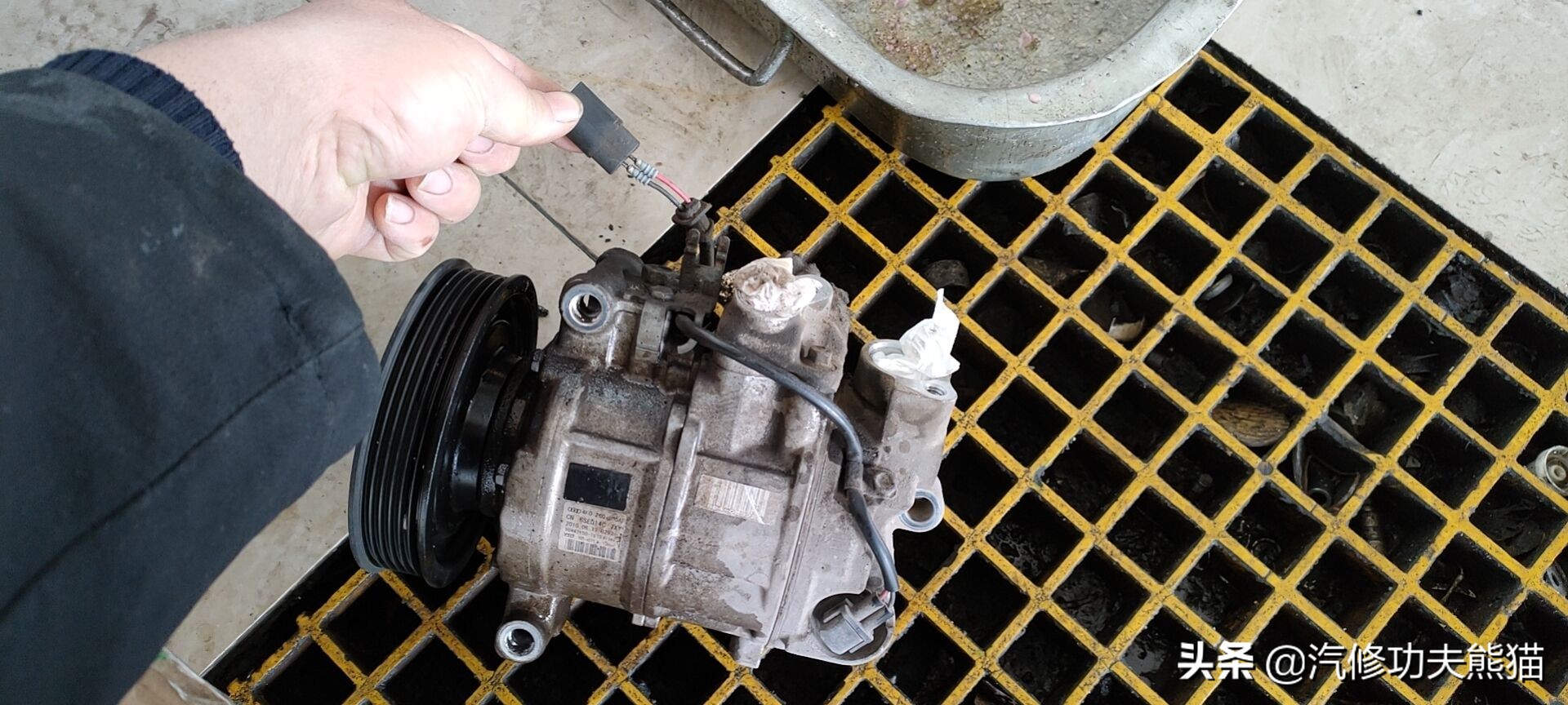 08款奥迪a6l手动挡2.0t烧机油么,09款奥迪a6l2.4烧机油怎么解决