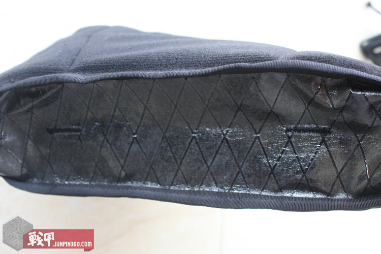 胸中有丘壑，腹内有乾坤——简评LiiGearMr.Control胸包