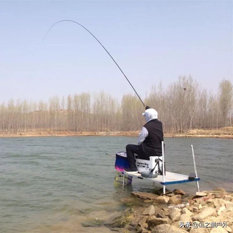 竹子鱼竿挑选技巧视频教程,怎么挑选偏软质量比较好的鱼竿