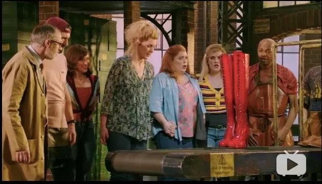 当靴子成为一种*器武**