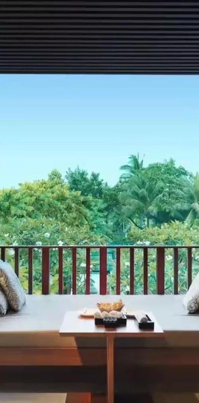 下雨天宅家的惬意时光,周末宅在家里惬意