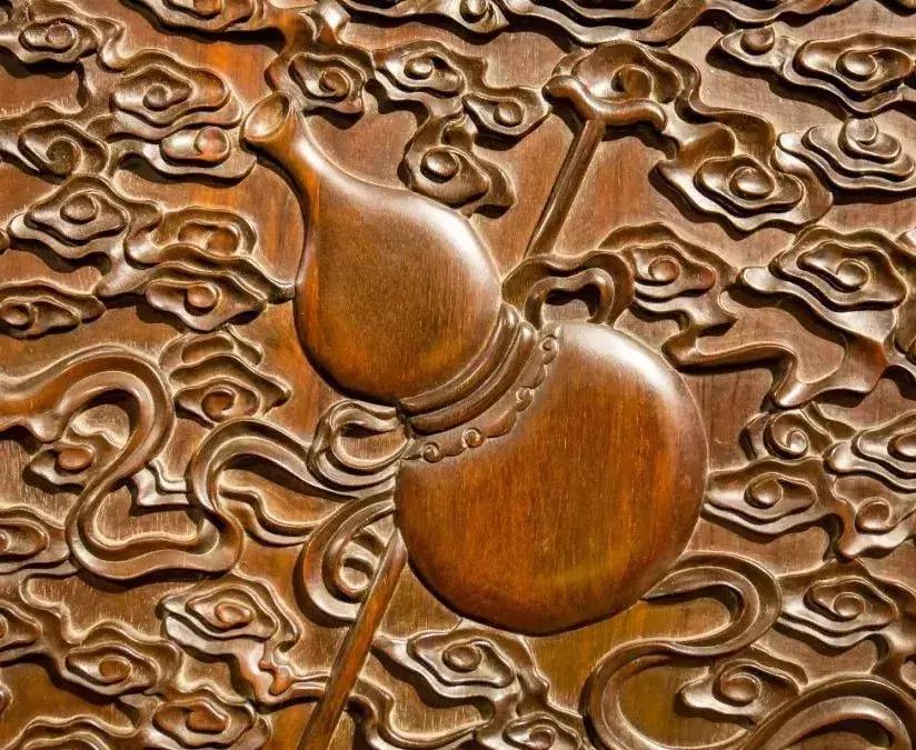 重器解析：紫檀八宝八仙纹大四件柜